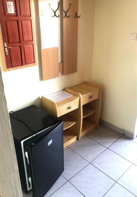 Convoy Panzio Bed & Breakfast Szajol Exterior foto