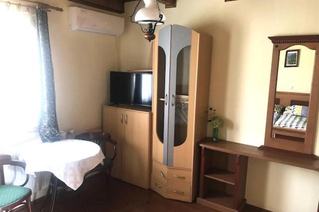 Convoy Panzio Bed & Breakfast Szajol Exterior foto
